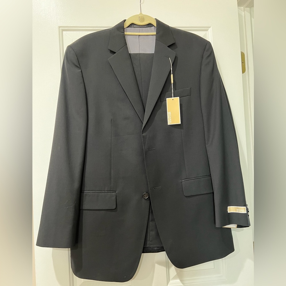 Men’s Suit